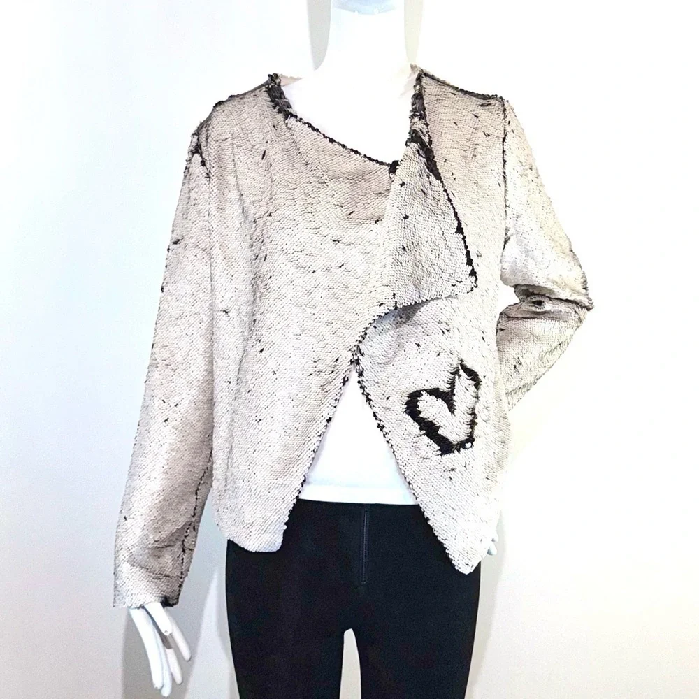 NWT CUPCAKES & CASHMERE Two Tone FLIP SEQUIN Blazer/Jacket Size: Medium